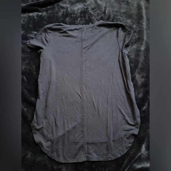 Old Navy Tee - Picture 2 of 3